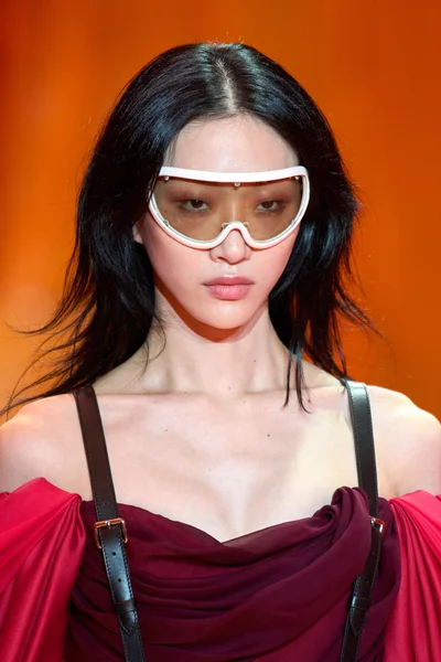 Look 96
